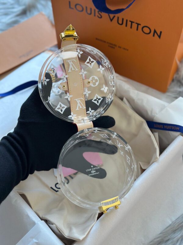 LOUIS VUITTON Box Scott Monogram Clear/White
